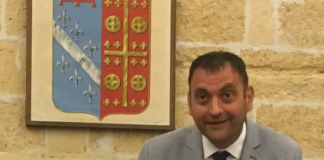 Gli auguri di buon anno dal Presidente del Consiglio Comunale di Canosa