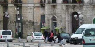 Uomo ferito a colpi d’arma da fuoco nei pressi di Piazza della Repubblica: indaga la Polizia