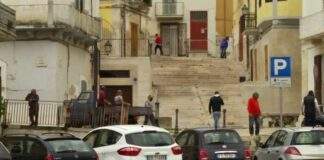 55enne aggredito da almeno due persone in Piazza Ferrara: indagano i Carabinieri