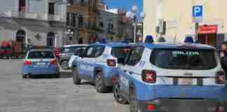 Arrestato spacciatore canosino dopo aver gettato la droga dal balcone