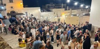 Tipicamente Canosa 2024, migliaia di persone fra le vie della città nel segno dei prodotti tipici locali