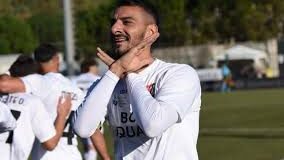 Il Canosa Calcio rafforza ancora la prima linea con l’ingaggio dell’esperto Antonio Croce